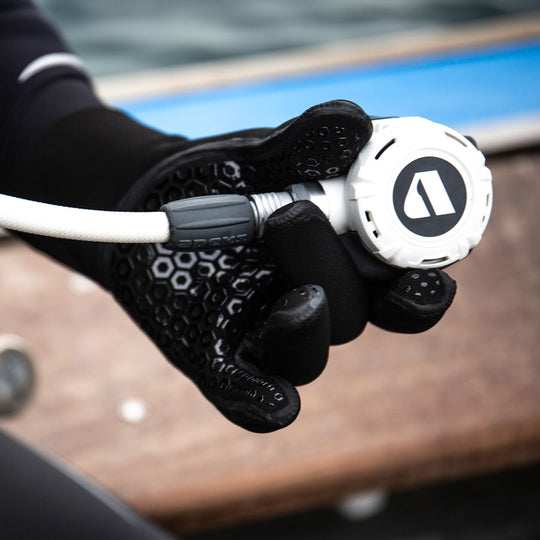 Fourth Element - 3mm Neoprene Gloves
