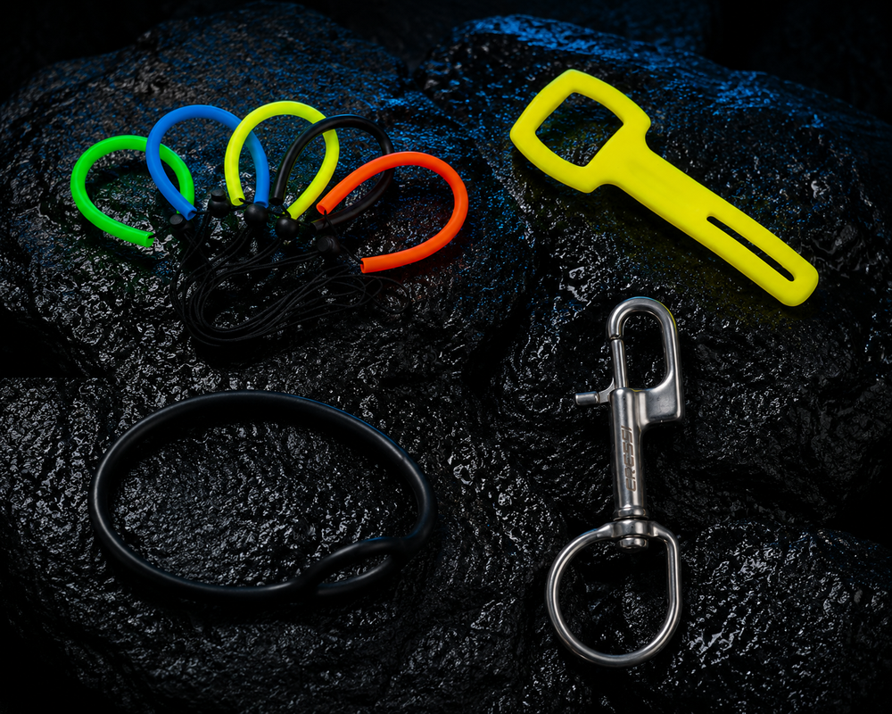 Clips, Holders & Lanyards