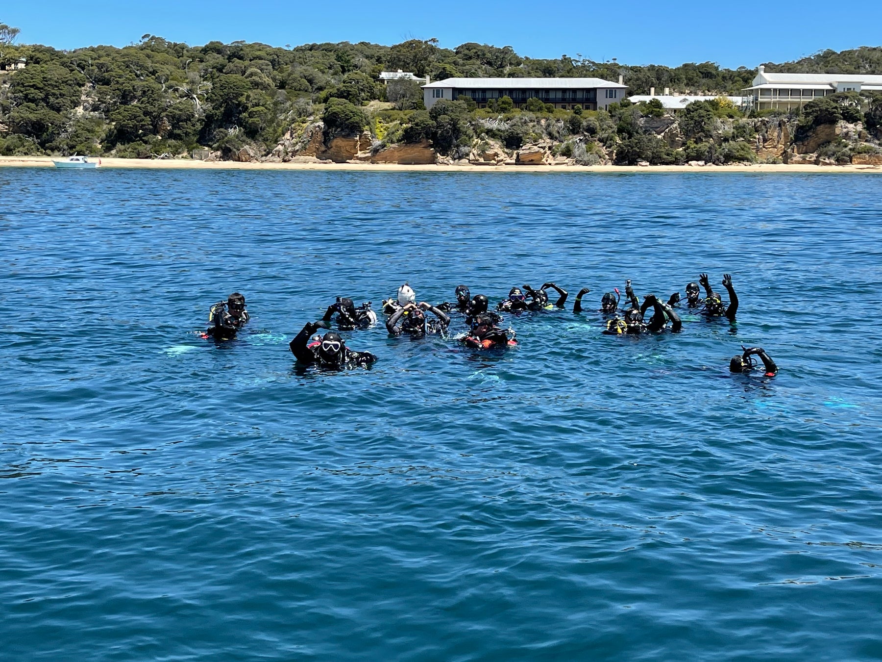 Divers supported by Extreme Watersport on the Mornington Peninsula