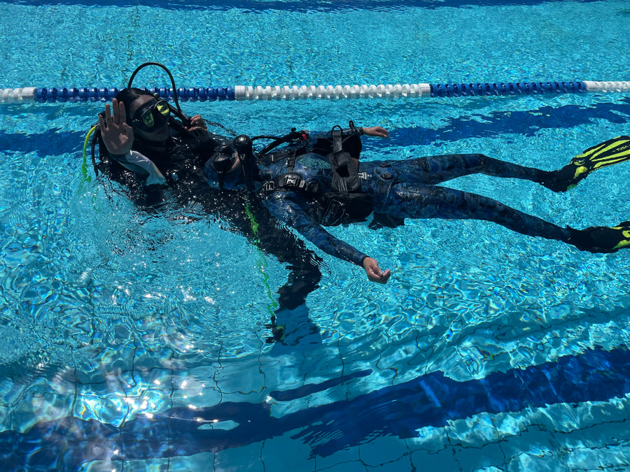 Rescue diver course in Melbourne with scuba safety and problem solving training