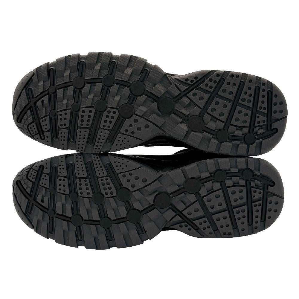 Sole view of black Cressi Recon HD dive boots showing the anti-slip tread pattern.