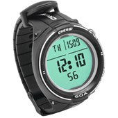 Cressi Goa dive computer in black and white