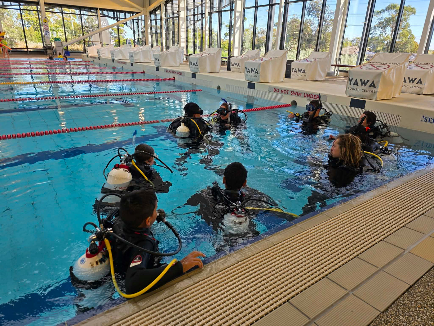 Beginner scuba training in Melbourne