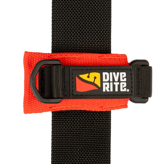 Dive Rite line cutter mounted horizontally on vertical webbing