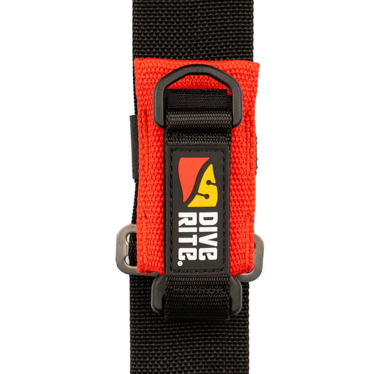 Dive Rite line cutter mounted vertically on vertical webbing