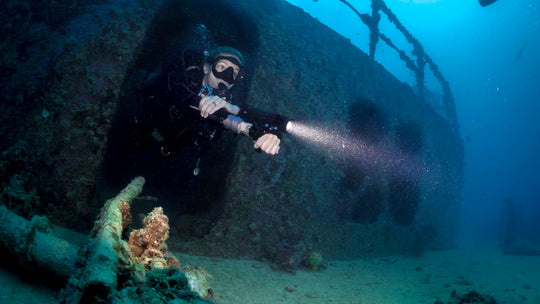 Wreck Diver - Penetration