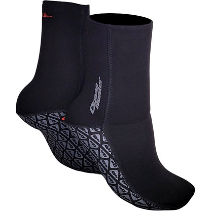 Side and rear views of Ocean Hunter Fin Socks 3.5mm showing the patterned sole panels.